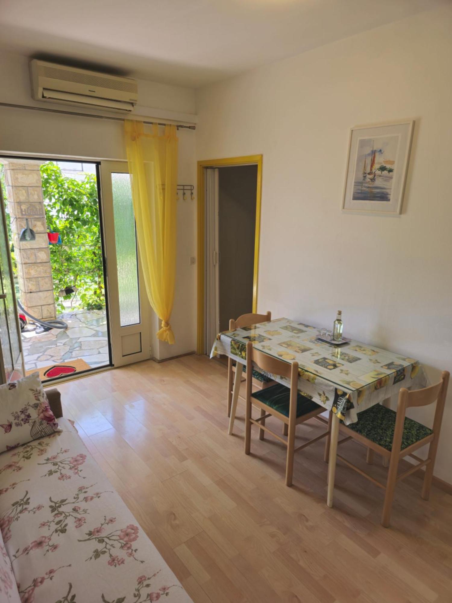 Apartments Vodice Olga Matic Екстер'єр фото