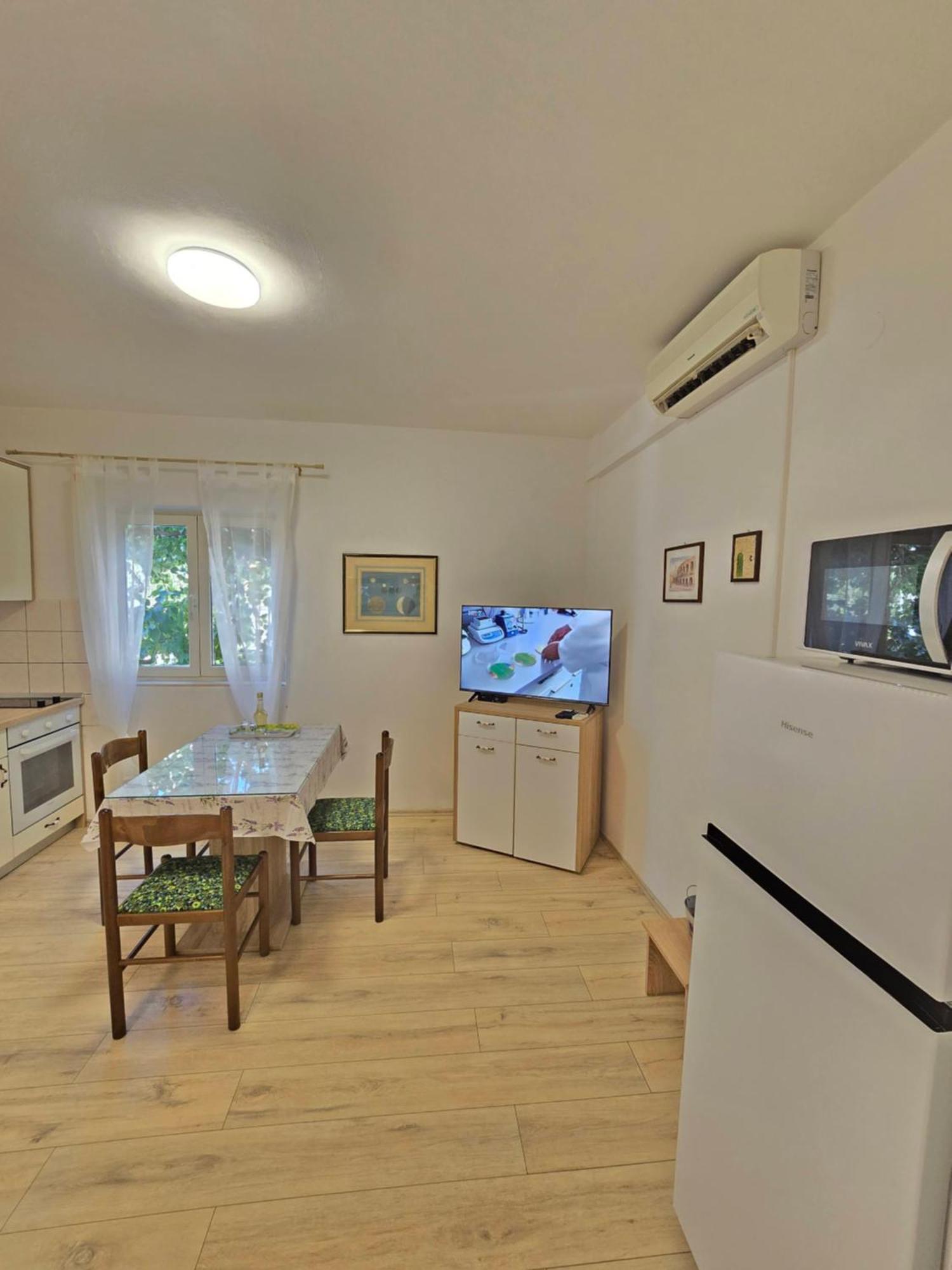 Apartments Vodice Olga Matic Екстер'єр фото